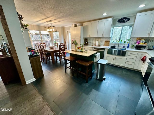 3428 Jason Place, Sevierville, TN 37876