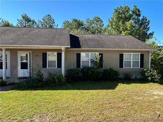 154 Glenn Brooke Lane, Raeford, NC 28376