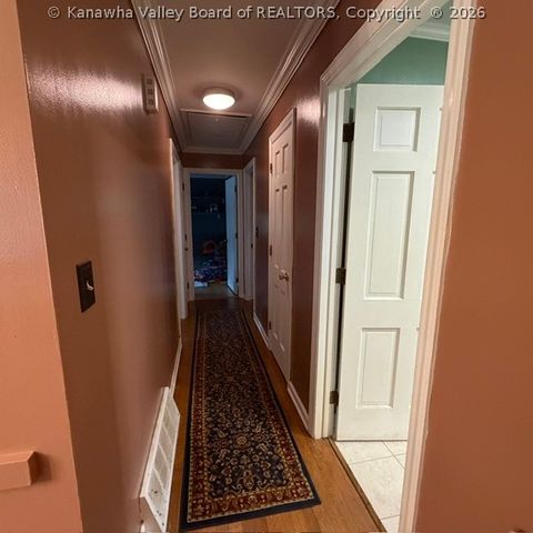 1603 Wilshire Place, Charleston, WV 25314