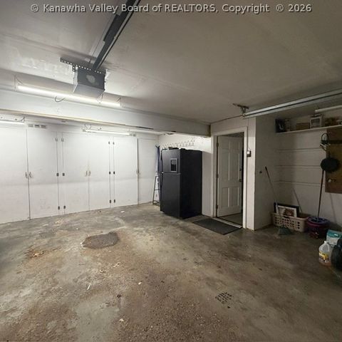 1603 Wilshire Place, Charleston, WV 25314