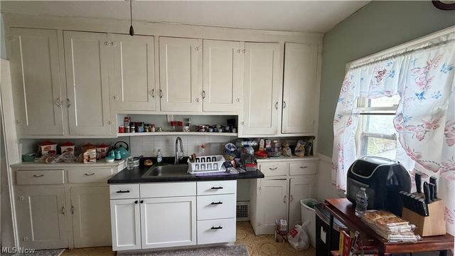 3393 W 131st Street, Cleveland, OH 44111