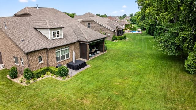 1111 Vinings Blvd, Gallatin, TN 37066