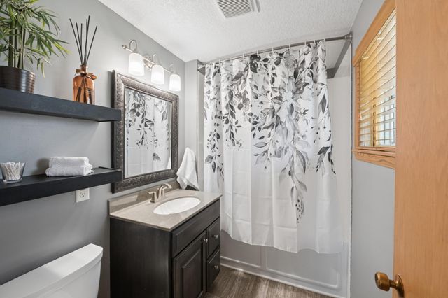 6788 Cedar Street, North Branch, MN 55056