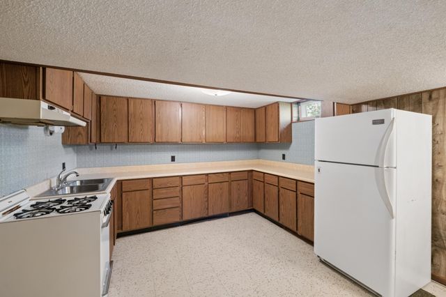6788 Cedar Street, North Branch, MN 55056