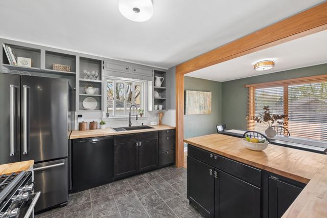 6788 Cedar Street, North Branch, MN 55056