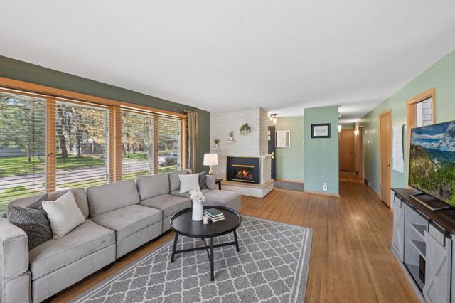6788 Cedar Street, North Branch, MN 55056