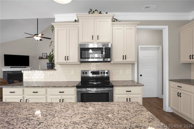 3721 Glencourse Way, Fayetteville, NC 28311