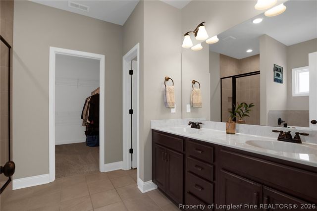 3721 Glencourse Way, Fayetteville, NC 28311