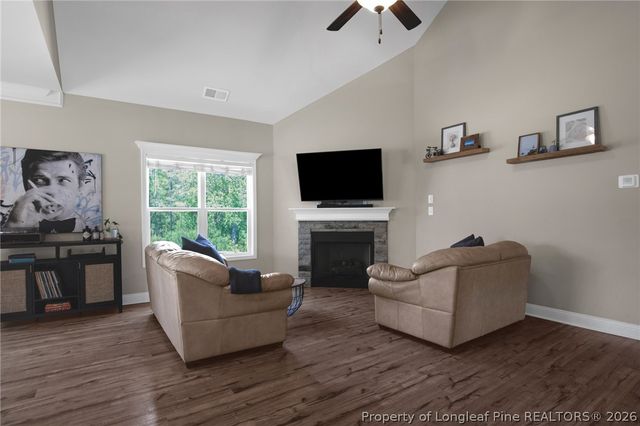 3721 Glencourse Way, Fayetteville, NC 28311