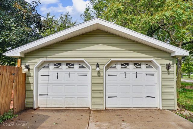 706 S Gholson Street, Knoxville, IA 50138