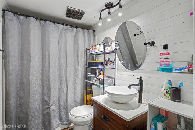 706 S Gholson Street, Knoxville, IA 50138