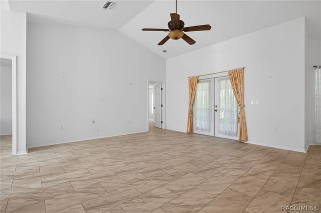 7947 W Venable Street, Crystal River, FL 34429