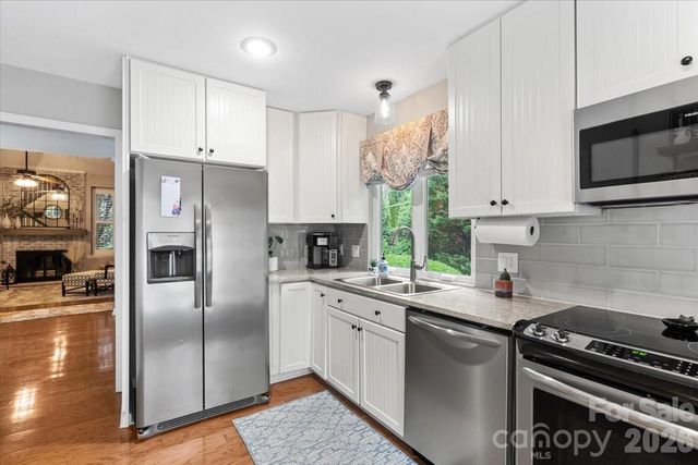 7227 Meeting Street, Charlotte, NC 28210