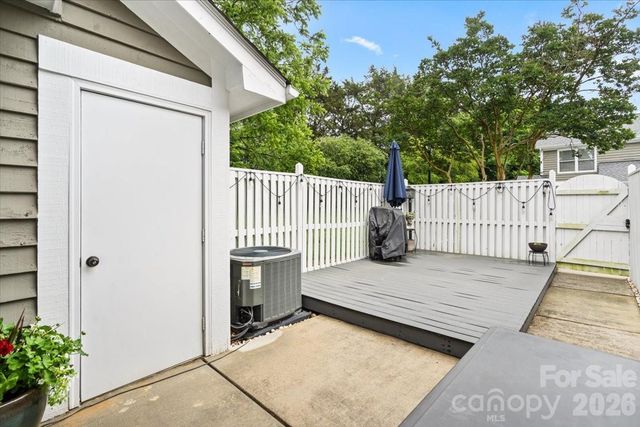 7227 Meeting Street, Charlotte, NC 28210