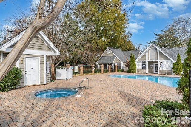 7227 Meeting Street, Charlotte, NC 28210