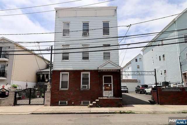 66-68 Chambers Street, Newark, NJ 07105