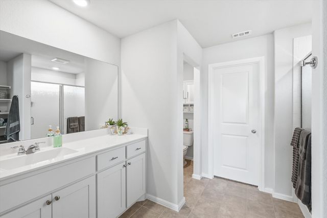 633 Captree Lane, Fort Worth, TX 76131