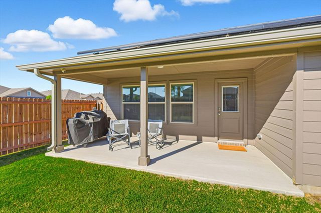633 Captree Lane, Fort Worth, TX 76131