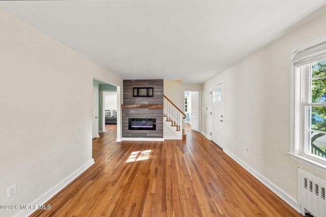43 Salem Lane, Little Silver, NJ 07739