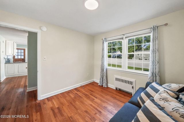 43 Salem Lane, Little Silver, NJ 07739