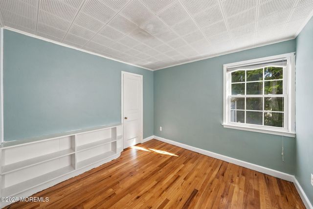 43 Salem Lane, Little Silver, NJ 07739