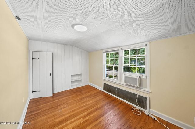 43 Salem Lane, Little Silver, NJ 07739