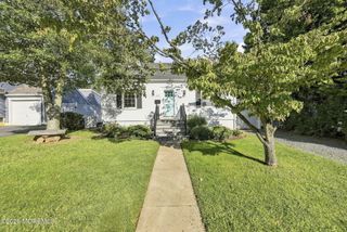 43 Salem Lane, Little Silver, NJ 07739