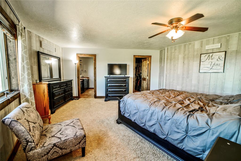 240 E Highwood Road, Belt, MT 59412 photo 5