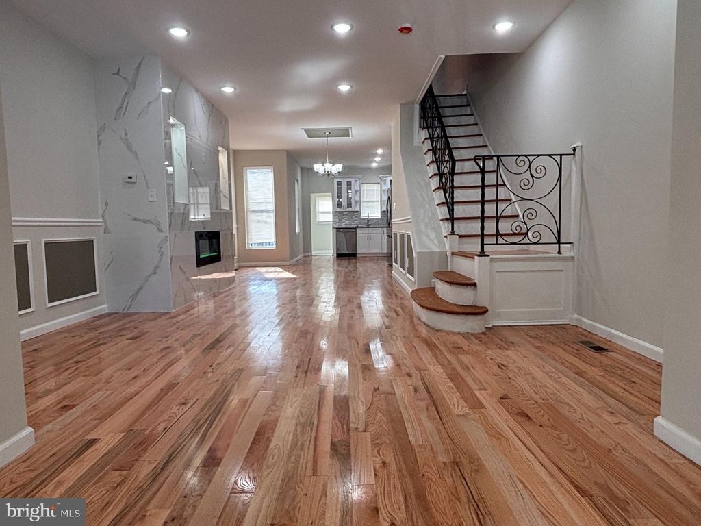 5428 W MONTGOMERY AVE, PHILADELPHIA, PA 19131 — exterior