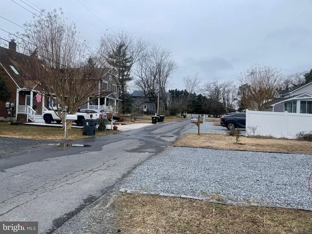 37431 1ST ST, Rehoboth Beach, DE 19971