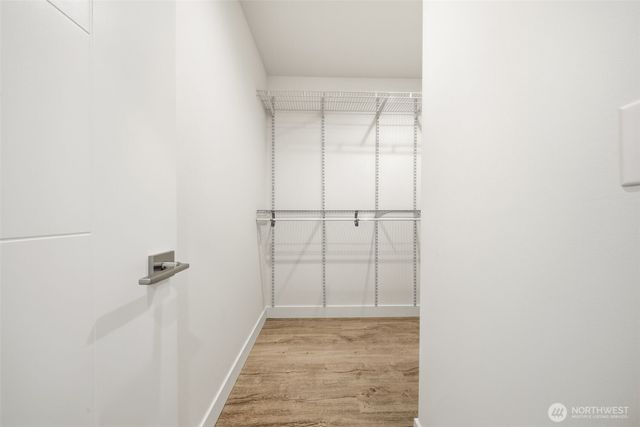 1055 S Cloverdale Street, Seattle, WA 98108