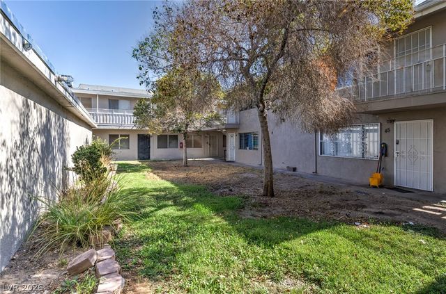 304 Orland Street 38, Las Vegas, NV 89107