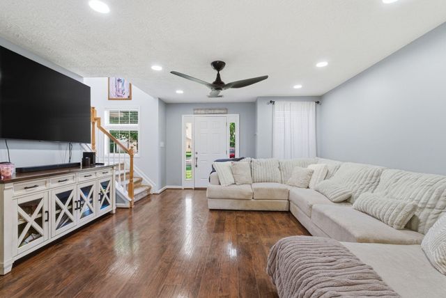 3056 Maddie Lane, Lexington, KY 40511