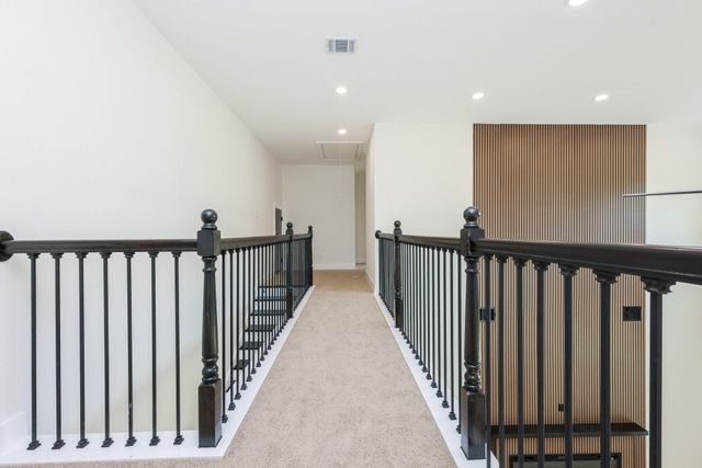 8806 Dogwood Dr, Tomball, TX 77375