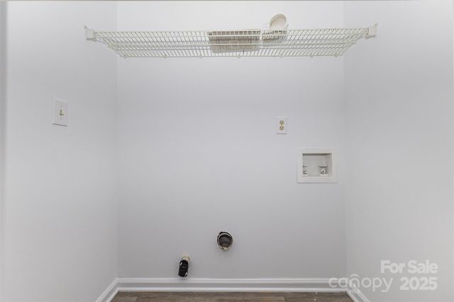 6319 Windsor Gate Lane, Charlotte, NC 28215
