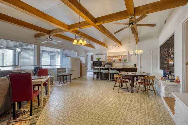 700 W D Avenue, North Little Rock, AR 72116