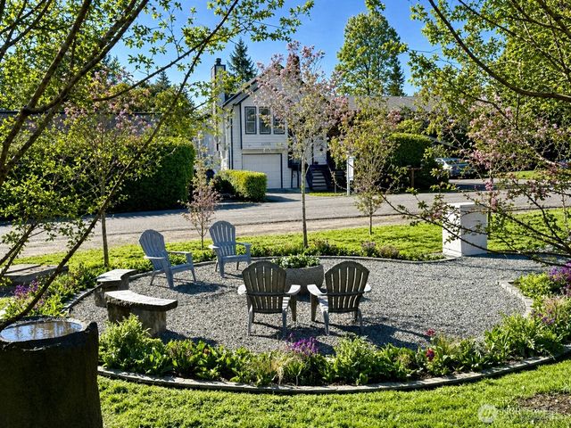 12043 Bartlett Avenue NE, Seattle, WA 98125