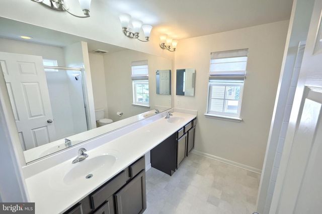 2322 WATER GARDEN DR, Hanover, PA 17331