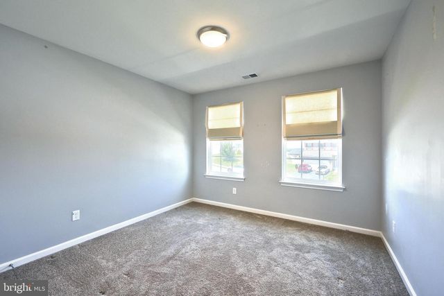2322 WATER GARDEN DR, Hanover, PA 17331