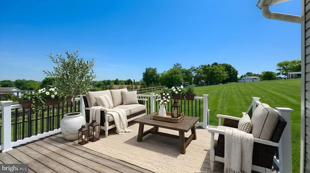 2322 WATER GARDEN DR, Hanover, PA 17331