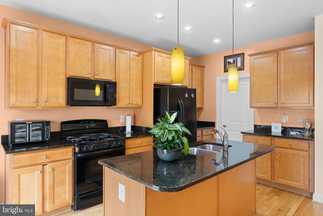 15908 MACKENZIE MANOR DR, Haymarket, VA 20169