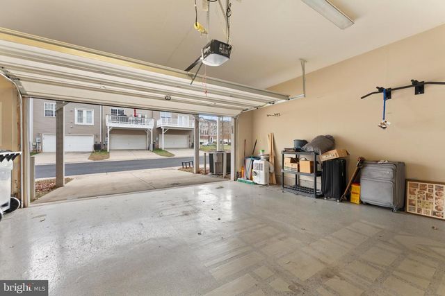 15908 MACKENZIE MANOR DR, Haymarket, VA 20169