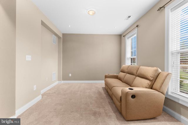 15908 MACKENZIE MANOR DR, Haymarket, VA 20169