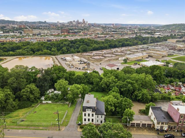 1616 State Avenue, Cincinnati, OH 45204