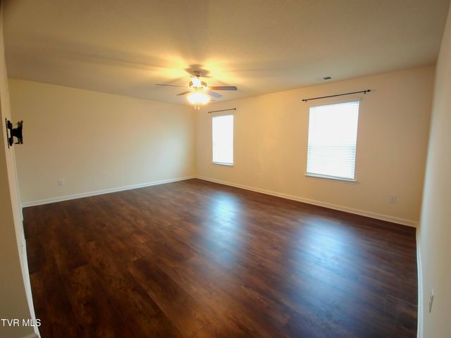 1241 Valley Parke Drive, Kingsport, TN 37663