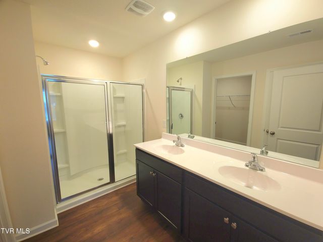 1241 Valley Parke Drive, Kingsport, TN 37663