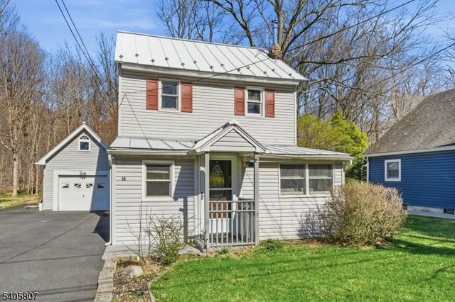 15 Parker Rd, Roxbury Twp., NJ 07856