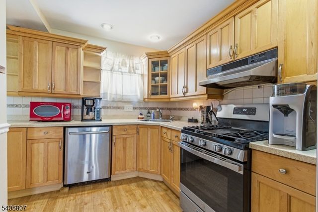 15 Parker Rd, Roxbury Twp., NJ 07856