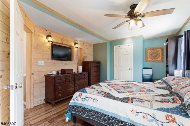 15 Parker Rd, Roxbury Twp., NJ 07856