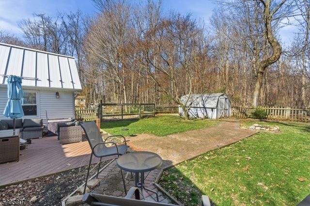 15 Parker Rd, Roxbury Twp., NJ 07856